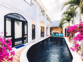 Villa Paros 3BR Greek Island Villa in Seminyak